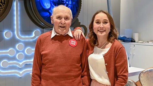 Shokkikäänne! Lotta menettää Papan omaishoitajuuden - tyrmistyi päätöksestä: 'Mua niin suututtaa!' Jorma Saahko, Lotta-Sofia Saahko