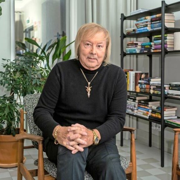 Danny teki useaan otteeseen erilaista yhteistyötä Speden kanssa. Danny teki useaan otteeseen erilaista yhteistyötä Speden kanssa.