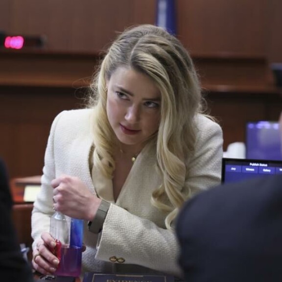 Amber on väitetysti solvannut Johnnya ja käyttänyt henkistä väkivaltaa. Amber Heard