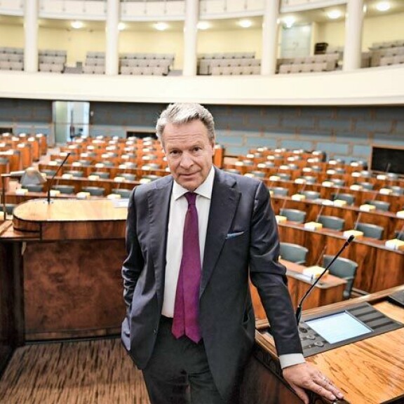 Ilkka Kanerva kuoli rajusti edenneen sairauden murtamana kotonaan Turussa. Kuolleessaan hän oli 74-vuotias. Ilkka Kanerva kuoli rajusti edenneen sairauden murtamana kotonaan Turussa. Kuolleessaan hän oli 74-vuotias.