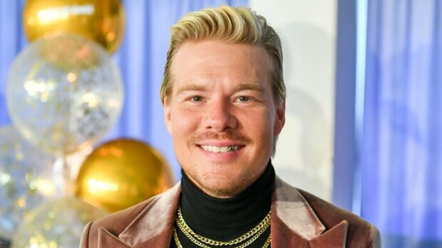 VilleGalle karkasi lemmenlomalle rakkaansa kanssa - tämä paljasti salaisen reissun VilleGalle