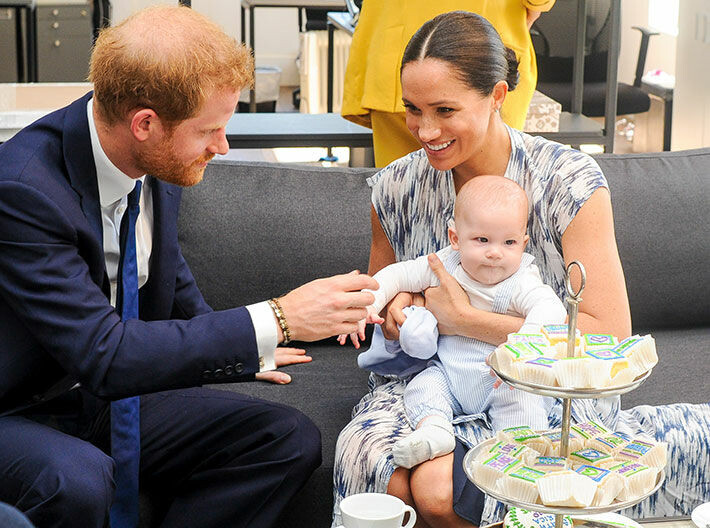 'Heitä ei ole olemassa' - Somekansa viljelee salaliittoteorioita prinssi Harryn lapsista - näin hän kommentoi Archie-poikansa unelmia Sussexin herttuapari Harry ja Meghan sekä Archie