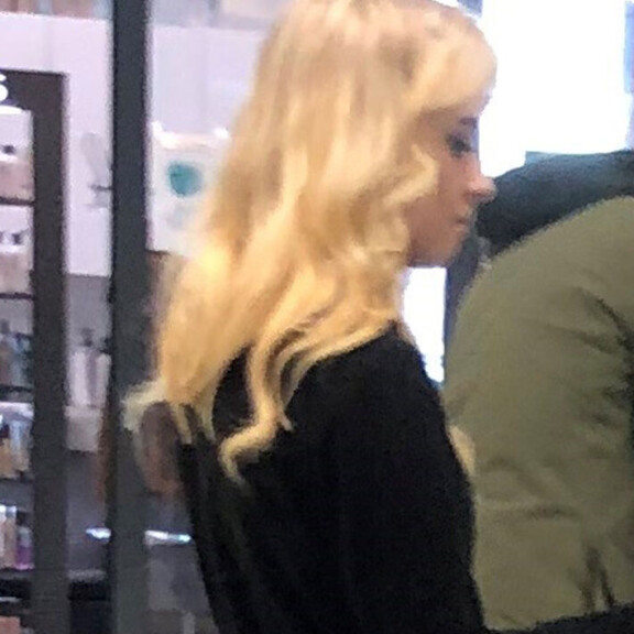 Helmi suoritti ostoksiaan tiistaina (12.4.) kello 18.30. helmi loukasmäki