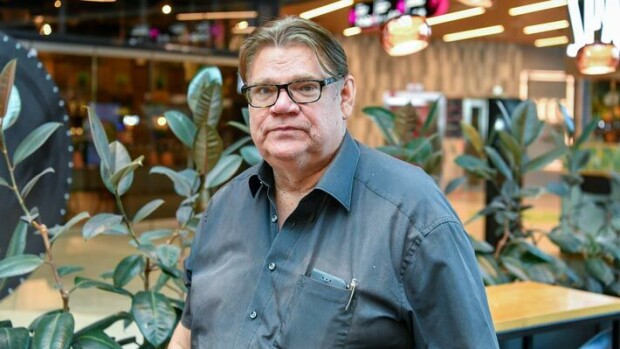 Timo Soini kiittää uskontoaan pelottomasta elämästä – ex-ulkoministeri paljastaa elämän tarkoituksen Timo Soini
