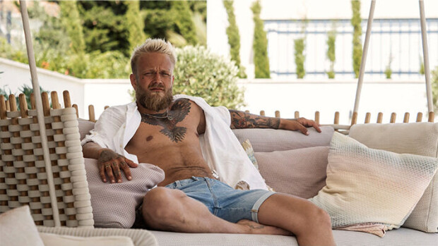 TIS-Jami vangittiin - epäillään törkeästä rikoksesta Temptation Island Suomi Jami Majanen