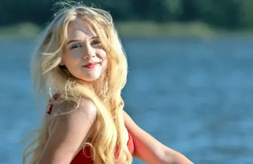 Helmi Loukasmäen haikea viikonloppu Dannyn ja Erikan Ruotsin-matkan jälkeen: "Ei rakkautta voi riistää multa..."