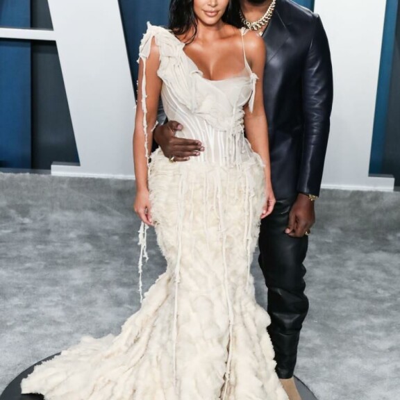 Kohupari Kim ja Kanye erosivat vuonna 2021. Heillä on neljä lasta. Kim Kardashian ja Kanye West