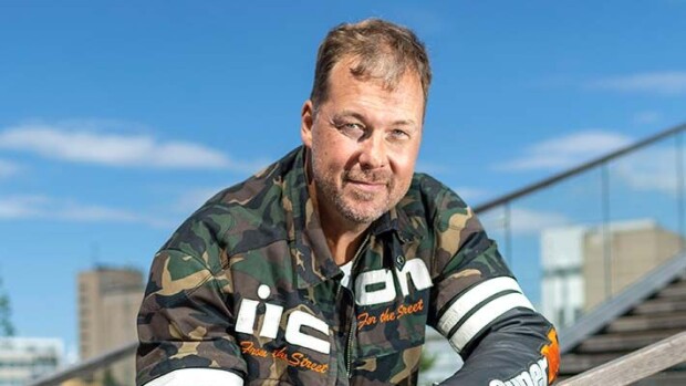 Vau mikä kakku! Arttu Harkki toteutti 5-vuotiaan poikansa toiveen - Piritta Hagmanilta välitön palaute arttu harkki