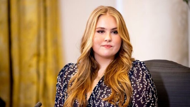 Amalia joutui töihin äitinsä alaiseksi – kruununprinsessalla oli toisenlaiset suunnitelmat Amalia