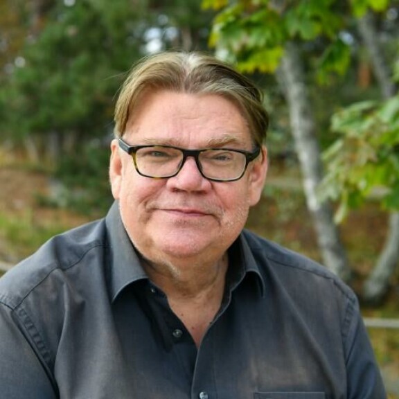 Timo Soini paljastaa podcastissa, miksi antoi pakit Matti Nykäselle ja Mika Myllylälle: 'Jos oltaisiin ymmärretty...' Timo Soini