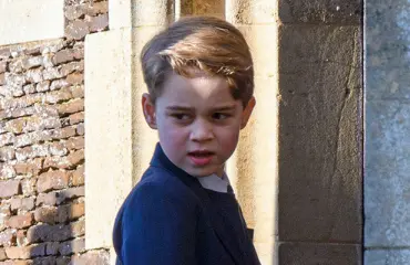 Jestas, prinssi Georgesta on kasvanut suloinen hujoppi! Brittihovi kokoontuu Lontooseen muistotilaisuuteen - Harry loistaa poissaolollaan