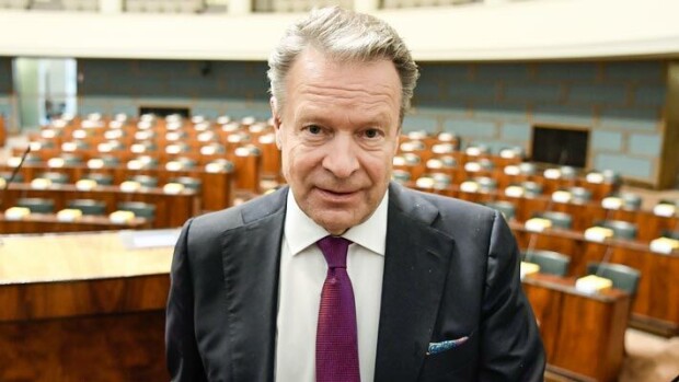 Riutunut Ilkka Kanerva katosi julkisuudesta - taustalla vakava sairaus Ilkka Kanerva