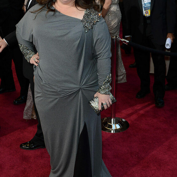 Tässäkö vuosituhannen hulluimmat ja mauttomimmat Oscar-asut? Muotitoimittajien tuomio: 'Kuin Harry Potterin puvustamosta' Melissa McCarthy