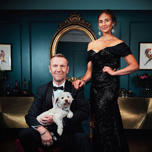 Rennyn ja Johannan elämää seuraavassa The Harlins -sarjassa päästään kurkkaamaan esimerkiksi pariskunnan luksushäihin. Rennyn ja Johannan elämää seuraavassa The Harlins -sarjassa päästään kurkkaamaan esimerkiksi pariskunnan luksushäihin.