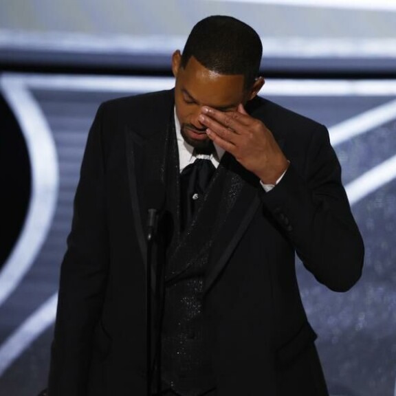 Kyynelet virtasivat Willin poskilla puheen ajan. Will Smith