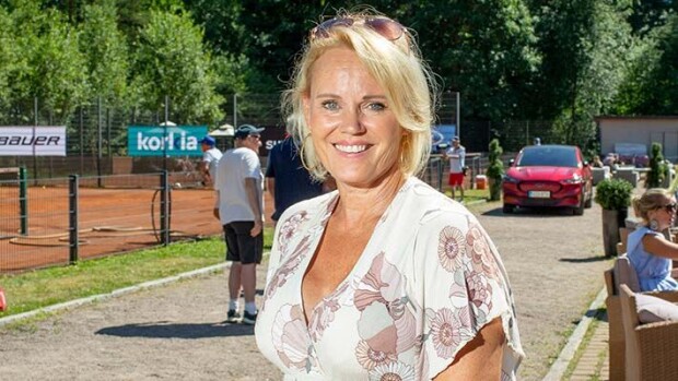 Sirpa Selänne julkaisi kodin järjestyssäännöt lapsille - riemu repesi: 'Ei saa uida kala-altaassa, syödä räkää eikä kiivetä takkaan' Sirpa Selänne