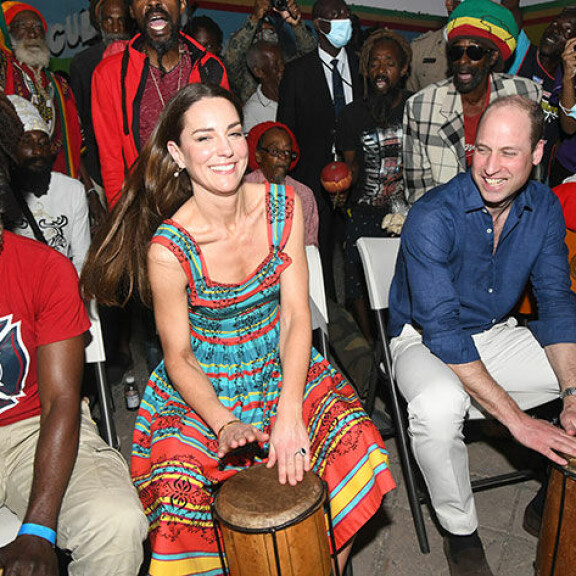 William ja Catherine pääsivät musisoimaan Bob Marleyn entisillä kotikulmilla. Cambridgen herttuapari William ja Catherine