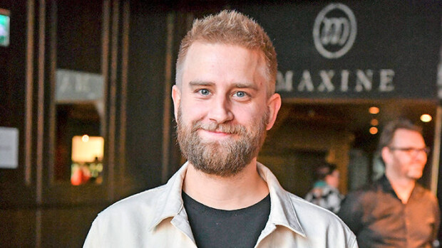 Pyhä jysäys! Joel Harkimo julkaisi intiimin kotikuvan: 'Näin alkaa mun viikonloppu' Joel Harkimo