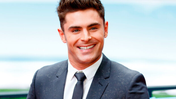 Nyt on kuumaa! Zac Efron esitteli uskomatonta fysiikkaansa paratiisirannalla - kuvat! Zac Efron