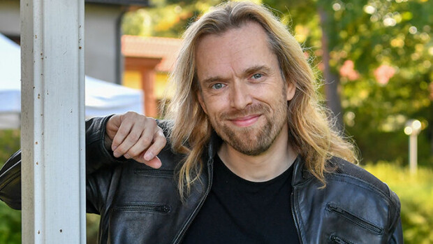 Yllätyshäät! Anssi Kela meni naimisiin Anssi Kela