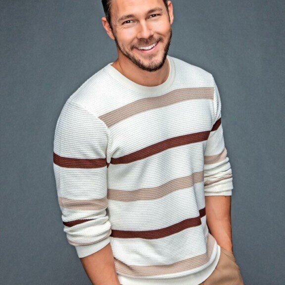 – Fanien tapaaminen on hauskaa, kun he tietävät kaiken työstäni, vaikka en ole koskaan tavannut heitä. – Fanien tapaaminen on hauskaa, kun he tietävät kaiken työstäni, vaikka en ole koskaan tavannut heitä.