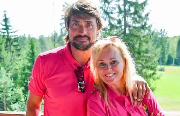Biletys vaihtui reippailuun! Sirpa ja Teemu Selänne luksuslomalla Levillä - huh, mitkä puitteet!