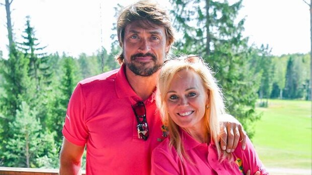 Biletys vaihtui reippailuun! Sirpa ja Teemu Selänne luksuslomalla Levillä - huh, mitkä puitteet! teemu selänne, sirpa selänne