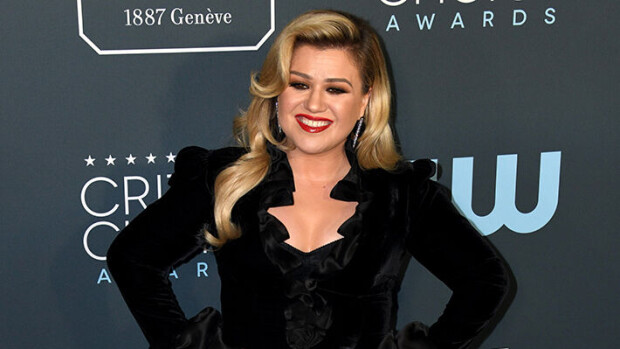 Yllätyspäätös! Kelly Clarkson vaihtaa nimensä: ”Kuvaa minua paremmin” Kelly Clarkson