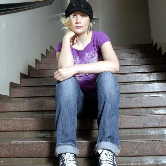 Ennen suljetulle osastolle joutumistaan Jipulla oli itsetuhoista käytöstä. Jippu