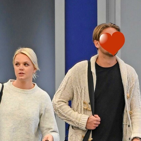 Seiska paljasti viime vuonna Emilian ja sähköautomiehen suhteen, joka nyt on johtanut avoliittoon. Seiska paljasti viime vuonna Emilian ja sähköautomiehen suhteen, joka nyt on johtanut avoliittoon.