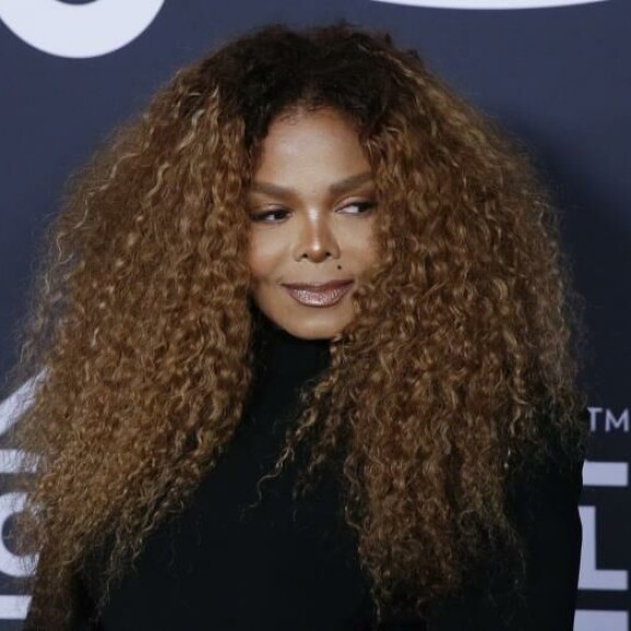 Janet Jackson muistelee dokumentissa kuuluisaa kohtaamista. janet