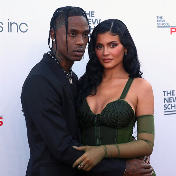Kylie Jennerin toinen lapsi on syntynyt! Kylie Jenner ja Travis Scott