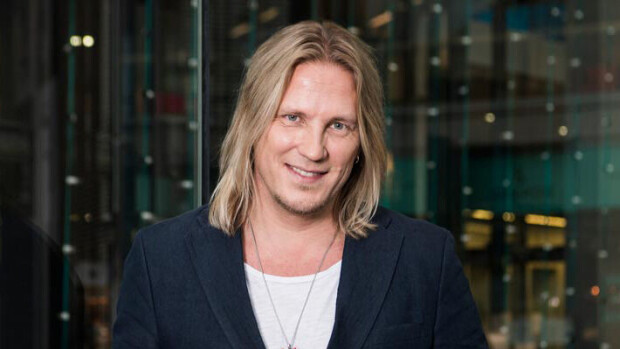 Sami Kurosen odotettu perheenjäsen sai vihdoin nimen - pikkuisen punnitus päättyi hellyyttävään hetkeen Sami Kuronen