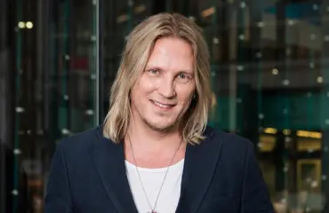 Sami Kurosen odotettu perheenjäsen sai vihdoin nimen - pikkuisen punnitus päättyi hellyyttävään hetkeen