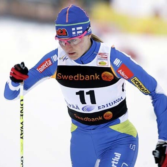Virpi Sarasvuo (o.s. Kuitunen) kärähti Lahden MM-kisoissa vuonna 2001 dopingista, mutta nousi vielä kilpailutauon jälkeen takaisin huipulle. Hän lopetti hiihtouransa vuonna 2010. Virpi sarasvuoa