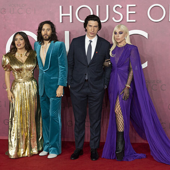 Elokuvan on ohjannut Ridley Scott, ja siinä näyttelevät Gagan ja Salman lisäksi muun muassa Jared Leto ja Adam Driver. House Of Gucci