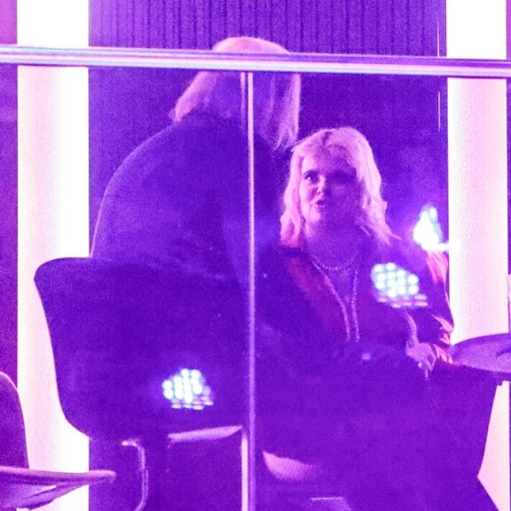 Danny ja Erika nauttivat yömyöhään toistensa seurasta toissa viikon perjantaina Viking Gracella. Danny ja Erika nauttivat yömyöhään toistensa seurasta toissa viikon perjantaina Viking Gracella.