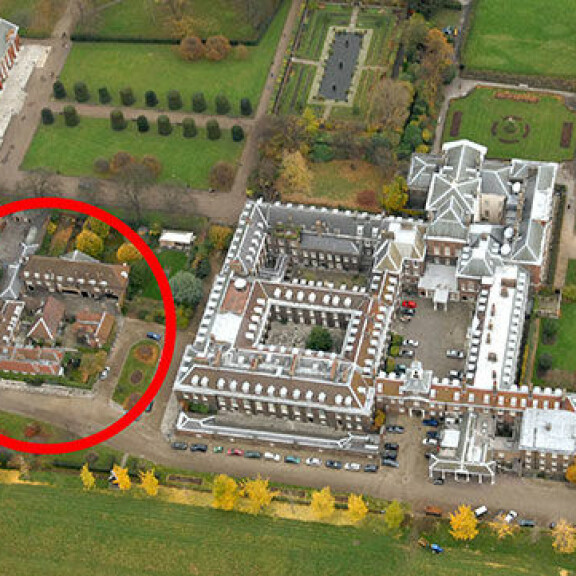 Ympyrän kohdalla sijaitsee kahden makuuhuoneen Nottingham Cottage, jossa Harryn ja Meghanin lisäksi ennen avioliittoaan asuivat William ja Catherine. Kensingtonin palatsi ja Nottingham Cottage