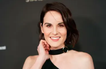 Uusi onni puolison kuoleman jälkeen: Downton Abbey -tähti Michelle Dockery, 40, kihloihin!