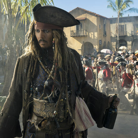 Tällainen Jim Carrey on oikeasti - 60 faktaa syntymäpäiväänsä juhlivasta suosikkikoomikosta Johnny Depp