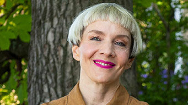 Maria Veitola suuntasi lapsensa kanssa rantalomalle, paljastaa joutuneensa turvautumaan pissaniksiin: 'Kivulias kokemus' Maria Veitola