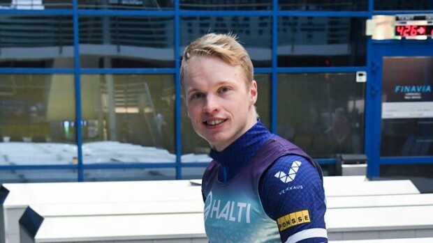 Kolmekymppisiään juhliva Iivo Niskanen haluaa isäksi: Saana-rakas mahdollistaa urani Iivo Niskanen