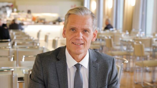 Pauli Kiuru vaihtoi huippu-urheilun politiikkaan – näin kansanedustaja vastaa kritiikkiin Pauli Kiuru