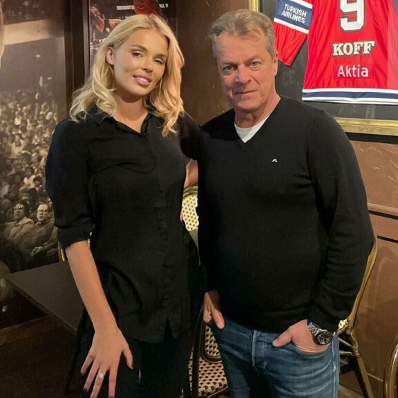 Katariina oli syksyllä Jukka Laaksonen Show’ssa vieraana. – Meillä synkkasi tosi hyvin, ja he päättivät ottaa minut mukaan ohjelmaan, mistä olen tosi innoissani! Katariina oli viime syksynä vieraana Jukka Laaksonen Show’ssa. – Meillä synkkasi tosi hyvin tuotannon ja Jukan kanssa.