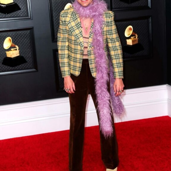 Tältä näyttää Harry Styles. harry styles