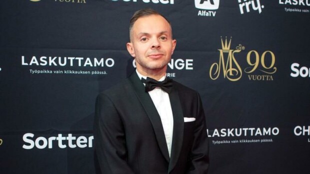HS: Uniikki poseeraa alastomana - 162 senttisen räppärin ystävät vitsailevat: 'Atleettisin juutalainen' uniikki