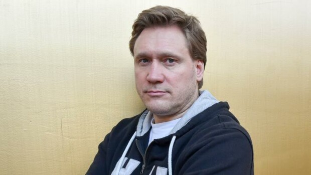 Lukot jäässä?! Samuli Edelmann bongattiin myöhäisiltä ostoksilta – kuva! Samuli Edelmann