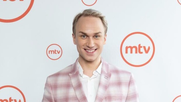 Christoffer Strandberg hektisen vuoden maaliviivalla: Huh, selvisinpäs! Christoffer Strandberg