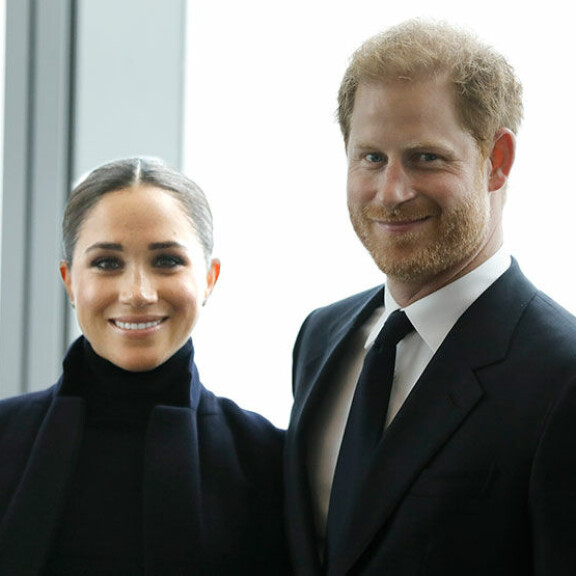 Lähipiirin mukaan Harrylla oli vielä syksyllä suunnitelmissa matkustaa jouluksi sukunsa luokse. Sussexin herttuapari Harry ja Meghan