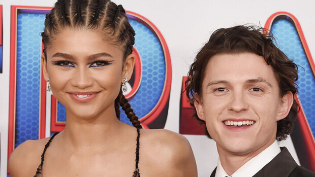 Näyttelijä Zendayan seksikäs seittimekko sai somen sekaisin – pituusero käsipuolessa komeilevaan kultaan pantiin merkille Zendaya ja Tom Holland